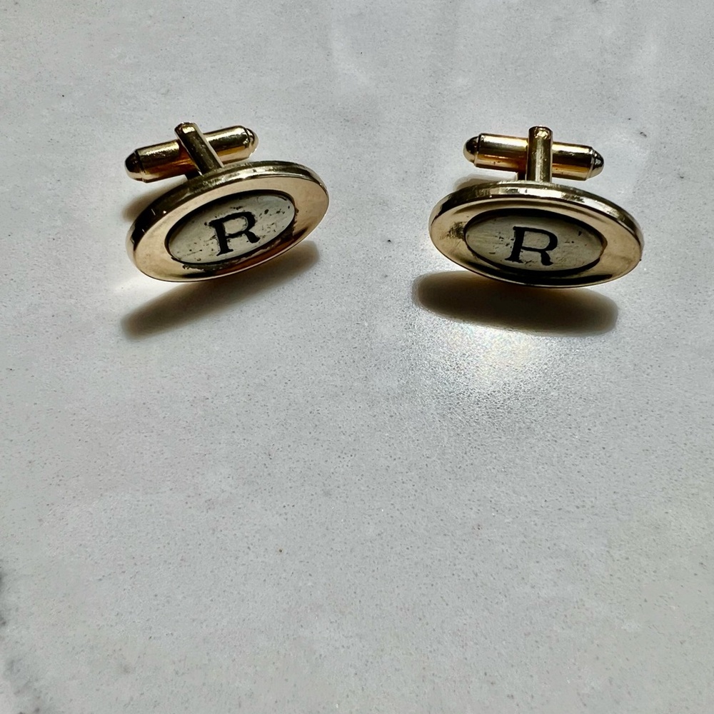 Vintage Shields gold tone and pewter “R” initial cuff links